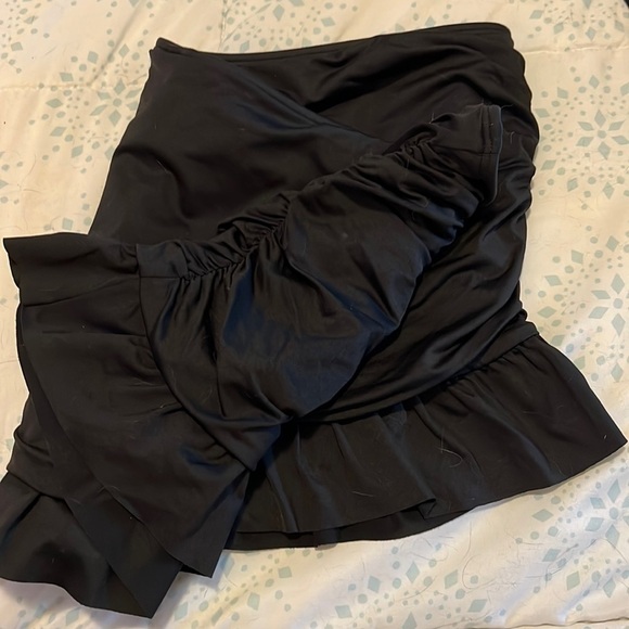 Last chance clearance!! Apt.9 swim bottom. Black with ruffle. - Picture 1 of 6